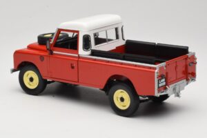 Land Rover Series I 109 Pickup Sarkans Eagle Collectibles 1:18 440500 Metāls — attēls 7 no 8