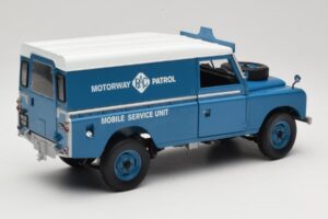 Land Rover Series III 109 Soft Top Motorway Patrol Zils Eagles Race 1:18 4403 Metāls — attēls 3 no 8
