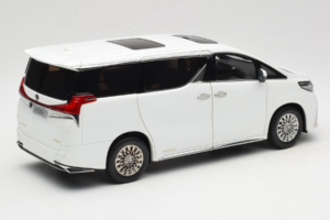 Lexus LM300h White Pearl Kyosho 1:18 08963WP Metāls — attēls 3 no 8