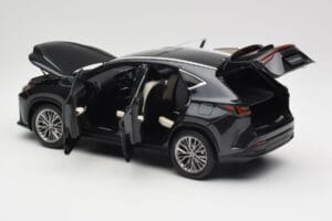 Lexus NX450h+ AZ20 Melns Kyosho 1:18 08968GBK Sveķi — attēls 5 no 8