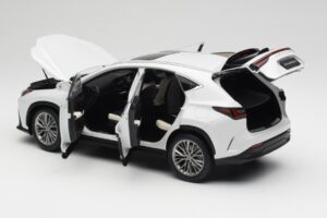 Lexus NX450h+ AZ20 Balts Kyosho 1:18 08968Q Sveķi — attēls 5 no 8