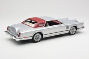 Lincoln Continental Mark V Coupe Sudrabs BoS Models 1:18 BOS084 Sveķi — attēls 2 no 6