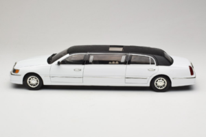 Lincoln Limousine Balts Sun Star 1:18 1260 Metāls — attēls 4 no 8