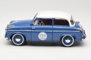 Lloyd Alexander TS #234 Zils Revell 1:18 08463 Metāls — attēls 4 no 8
