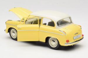 Lloyd Alexander TS Dzeltens Revell 1:18 08958 Metāls — attēls 5 no 8