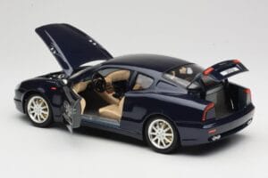 Maserati 3200 GT Melns Bburago 1:18 3371 Metāls — attēls 5 no 8