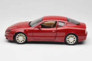 Maserati 3200 GT Tumši Sarkans Bburago 1:18 3341-M2 Metāls — attēls 4 no 8