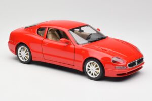Maserati 3200 GT Sarkans Bburago 1:18 3341 Metāls — attēls 6 no 8