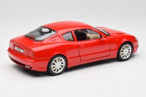 Maserati 3200 GT Rosso Mondiale Bburago 1:18 3341-M1 Metāls — attēls 3 no 8