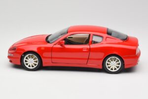Maserati 3200 GT Sarkans Īpašā Kolekcija Bburago 1:18 30071 Metāls — attēls 4 no 8