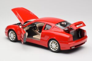 Maserati 3200 GT Sarkans Īpašā Kolekcija Bburago 1:18 30071 Metāls — attēls 5 no 8