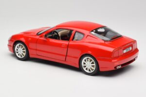 Maserati 3200 GT Sarkans Īpašā Kolekcija Bburago 1:18 30071 Metāls — attēls 7 no 8