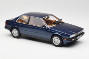 Maserati Biturbo Coupe Tumši Zils Metallic Minichamps 1:18 107123500 Metāls — attēls 4 no 6