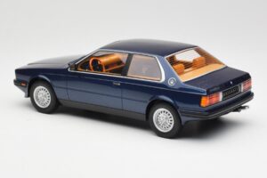 Maserati Biturbo Coupe Tumši Zils Metallic Minichamps 1:18 107123500 Metāls — attēls 5 no 6