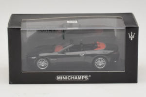Maserati GranCabrio Melns Metallisks Minichamps 1:43 400123930 Metāls — attēls 5 no 5