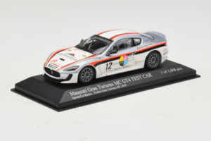 Maserati GranTurismo MC GT4 #12 Sperati / La Mazza Maserati MC 2010 Minichamps 1:43 400101212 Metāls — attēls 2 no 5
