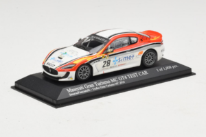 Maserati GranTurismo MC GT4 #28 Smurra / Piancastelli Maserati MC 2010 Minichamps 1:43 400101228 Metāls — attēls 2 no 5