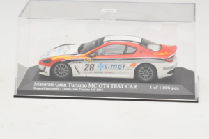 Maserati GranTurismo MC GT4 #28 Smurra / Piancastelli Maserati MC 2010 Minichamps 1:43 400101228 Metāls — attēls 4 no 5