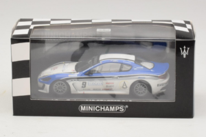 Maserati GranTurismo MC GT4 #9 Moncada / Petrini Maserati MC 2010 Minichamps 1:43 400101209 Metāls — attēls 4 no 5