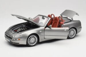 Maserati 4200 GT Spyder Pelēks Bburago 1:18 18-12019 Metāls — attēls 2 no 8