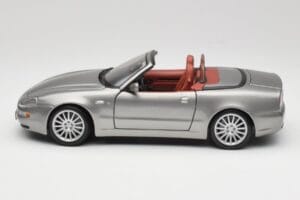 Maserati 4200 GT Spyder Pelēks Bburago 1:18 18-12019 Metāls — attēls 4 no 8
