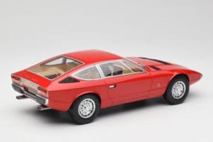 Maserati Khamsin Sarkans Minichamps 1:18 107123821 Sveķi — attēls 2 no 6