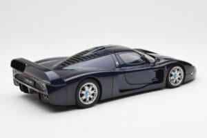 Maserati MC12 Road Car Zils Metallic AUTOart 1:18 75802 Metāls — attēls 3 no 8
