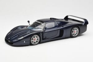 Maserati MC12 Road Car Zils Metallic AUTOart 1:18 75802 Metāls