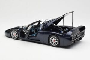 Maserati MC12 Road Car Zils Metallic AUTOart 1:18 75802 Metāls — attēls 5 no 8