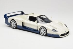 Maserati MC12 Balts Zils Hot Wheels 1:18 G7158 Metāls — attēls 6 no 8