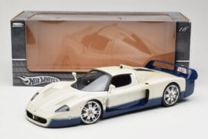 Maserati MC12 Balts Zils Hot Wheels 1:18 G7158 Metāls — attēls 8 no 8