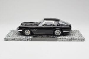 Maserati Mistral Melns Minichamps 1:18 107123421 Sveķi — attēls 3 no 6