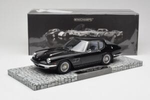 Maserati Mistral Melns Minichamps 1:18 107123421 Sveķi — attēls 6 no 6