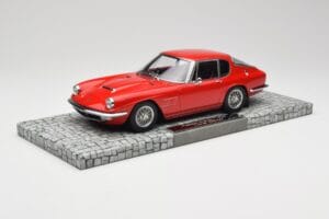 Maserati Mistral Sarkans Minichamps 1:18 107123422 Sveķi