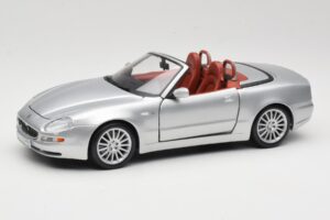 Maserati Spyder Sudrabs Maisto 1:18 31667 Metāls