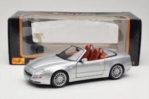 Maserati Spyder Sudrabs Maisto 1:18 31667 Metāls — attēls 8 no 8