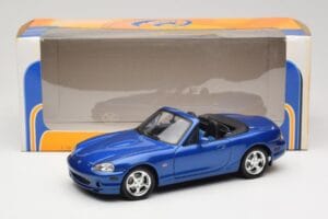 Mazda MX-5 NA 10th Anniversary Blue Metallic Gate 1:18 01071 Metāls — attēls 8 no 8