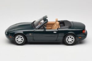 Mazda MX-5 NA Emerald Green Gate 1:18 01017 Metāls — attēls 4 no 8
