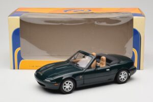 Mazda MX-5 NA Emerald Green Gate 1:18 01017 Metāls — attēls 8 no 8