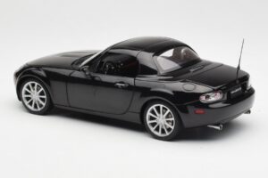 Mazda MX-5 NC Roadster Retractable Hardtop US Spec Melns AUTOart 1:18 75971 Metāls — attēls 9 no 10
