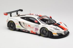McLaren 12C GT3 #11 Art Grand Prix C. Leclerc / N. Parisy / A. Soucek Spa 24 Hours 2013 Minichamps 1:18 151131311 Metāls — attēls 4 no 6