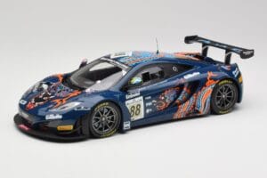 McLaren 12C GT3 #88 Von Ryan Racing A. Barff / T. Goodwin / B. Senna Spa 24 Hours 2013 Minichamps 1:18 151131388 Metāls