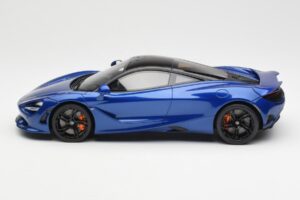 McLaren 750S Zils GT Spirit 1:18 GT458 Sveķi — attēls 3 no 6