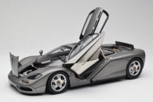 McLaren F1 Dark Silver Minichamps 1:12 530133124 Metāls — attēls 2 no 8