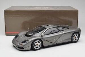McLaren F1 Dark Silver Minichamps 1:12 530133124 Metāls — attēls 8 no 8
