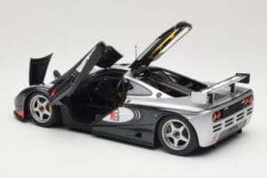 McLaren F1 GTR Adrenaline Program Minichamps 1:18 530133512 Metāls — attēls 5 no 8