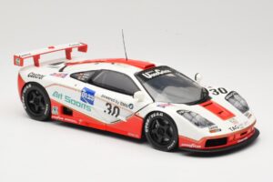 McLaren F1 GTR GT1 #30 West Competition J. Nielsen 1996 UT Models 1:18 39624 Metāls — attēls 6 no 8