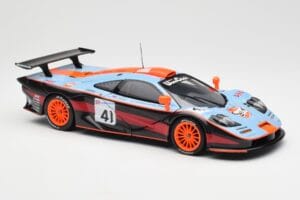 McLaren F1 GTR #41 P-H. Raphanel / C. Gounon / A. Olofsson 24 Hours of Le Mans 1997 UT Models 1:18 39727 Metāls — attēls 6 no 8