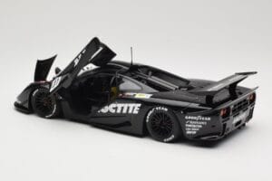 McLaren F1 GTR Gulf Team Davidoff #41 T. Bscher / E. Pirro / R. Capello 24 Hours of Le Mans 1998 Minichamps 1:18 530133841 Me — attēls 5 no 8