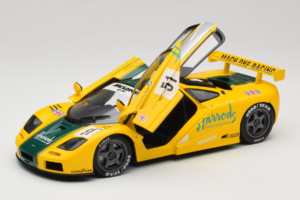 McLaren F1 GTR #51 Mach One Racing Le Mans 1995 UT Models 1:18 530151851 Metāls — attēls 2 no 8